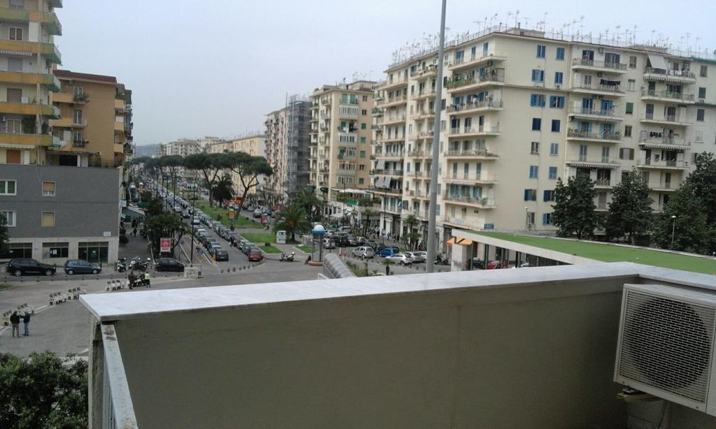 B&B Italia Napoli Exteriör bild