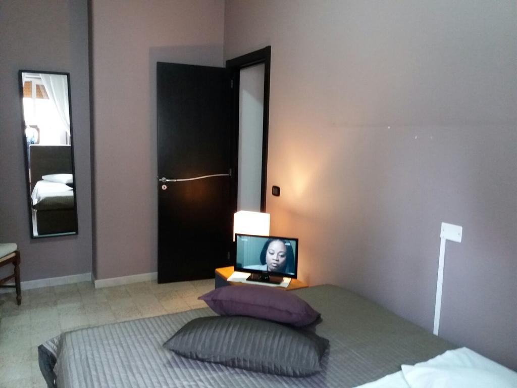 B&B Italia Napoli Exteriör bild